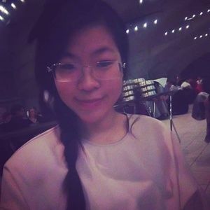 Meet your Posher, Tina